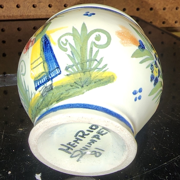 Henriot Quimper Vintage. French pottery (1981) mini-mug. - Picture 2 of 4